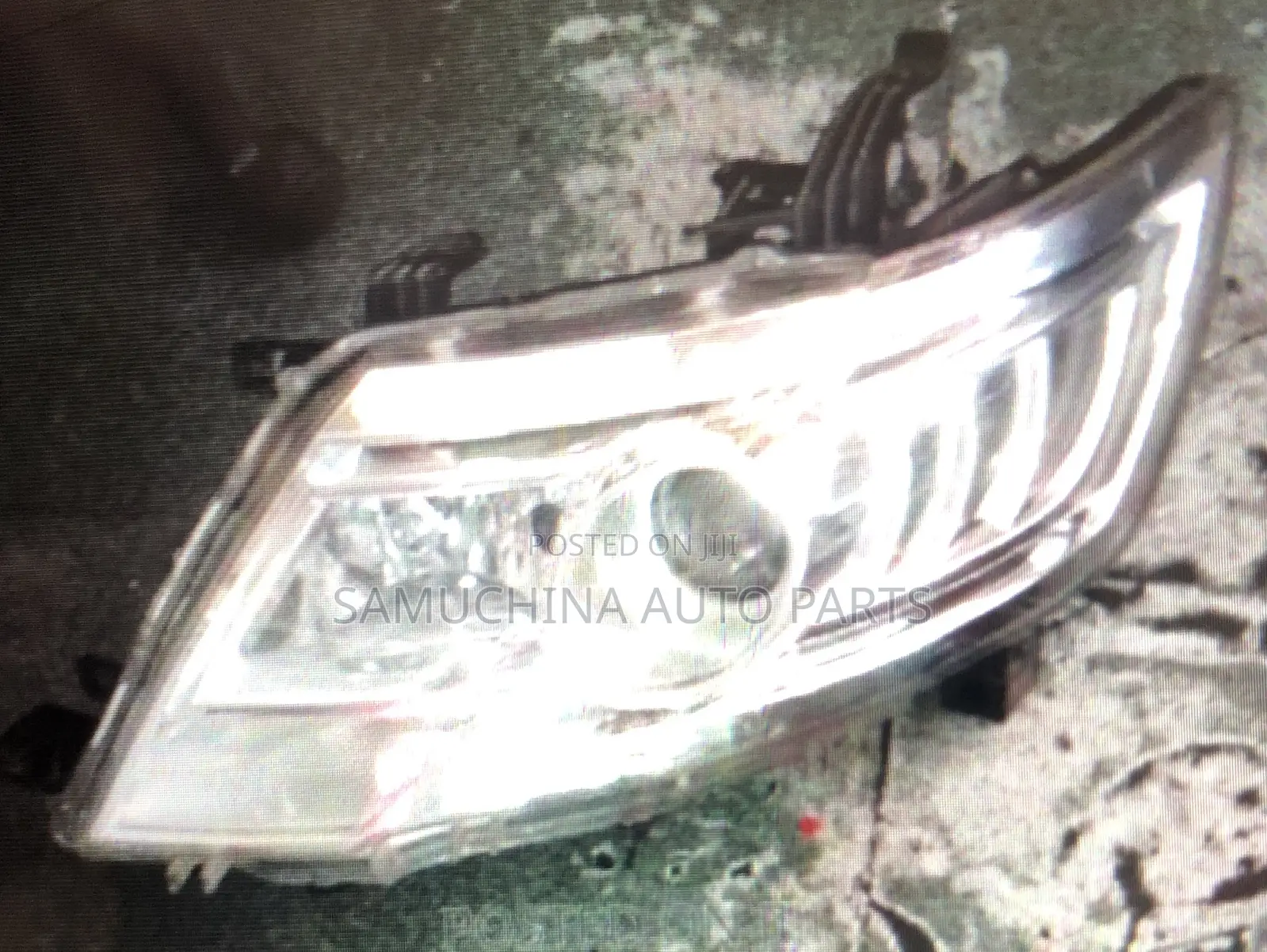 Headlight Nissan Serena 2012 Xenon {Lhs}