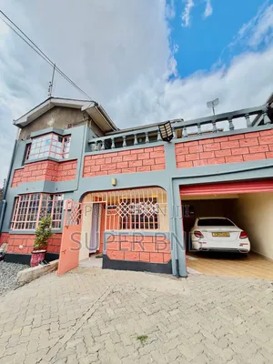 Airbnb 5 Bedrooms Own Compound Partying Ruracio
