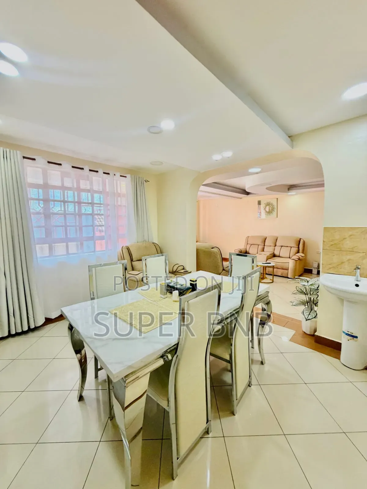 Airbnb 5 Bedrooms Own Compound Partying Ruracio