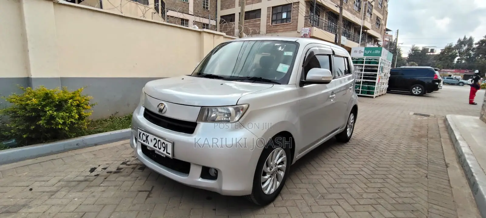 Toyota bB 2009 Silver