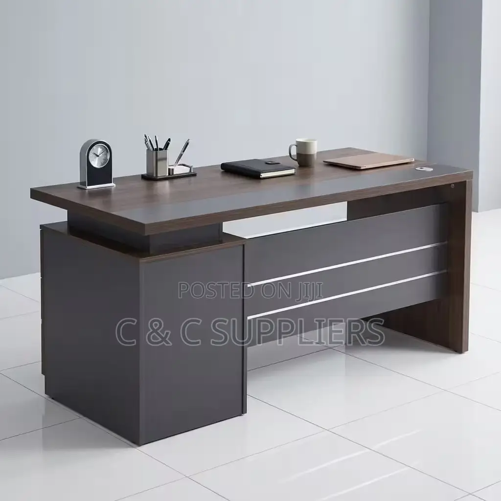 Executive Table-1.6 Meters