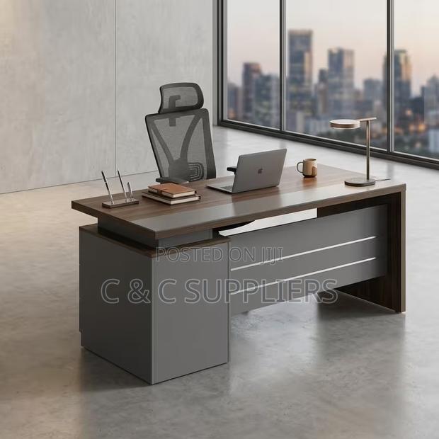 Executive Table-1.6 Meters - thumbnail 2