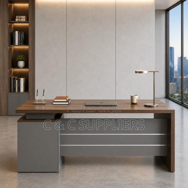 Executive Table-1.6 Meters - thumbnail 3