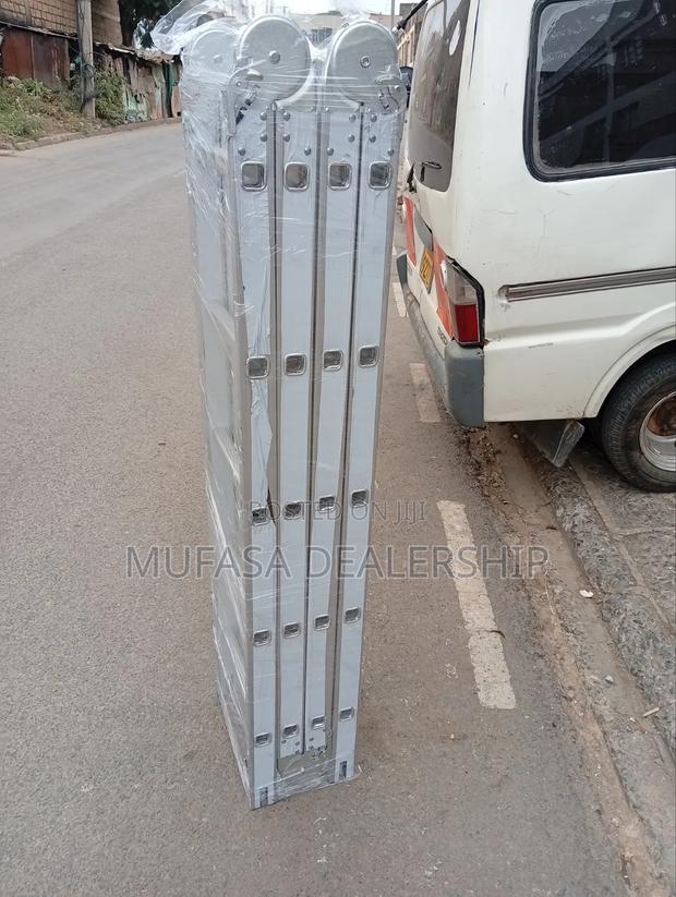Portable Foldable Ladder - thumbnail 2