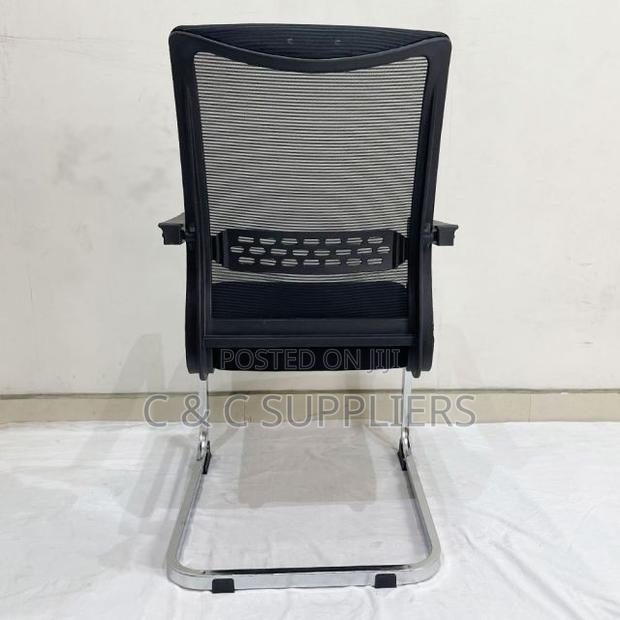 Office Mesh Guest Chair With Armrest. - thumbnail 9