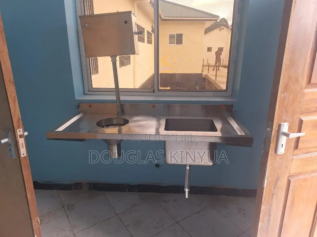 Stainless Steel Wall Mounted Surgical Sluice Sink: