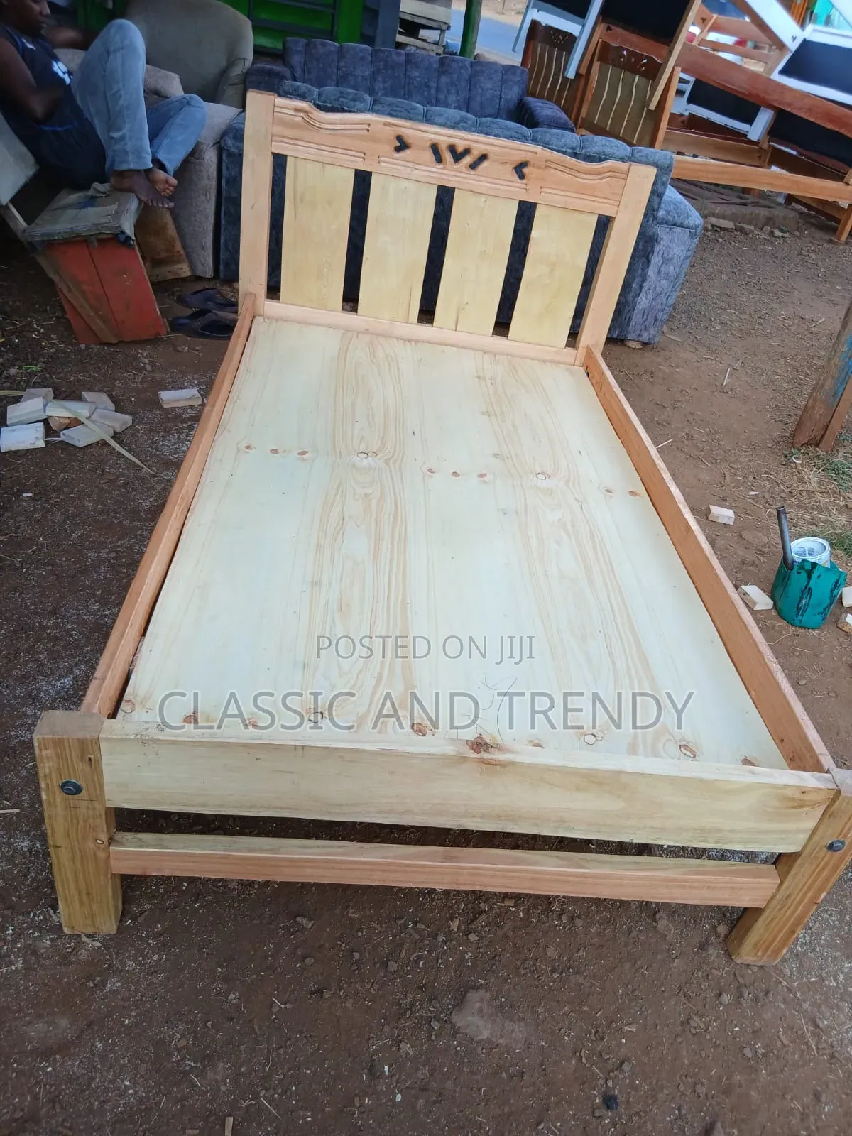4x6 Plain Wooden Bed for Your Fancy Bedroom
