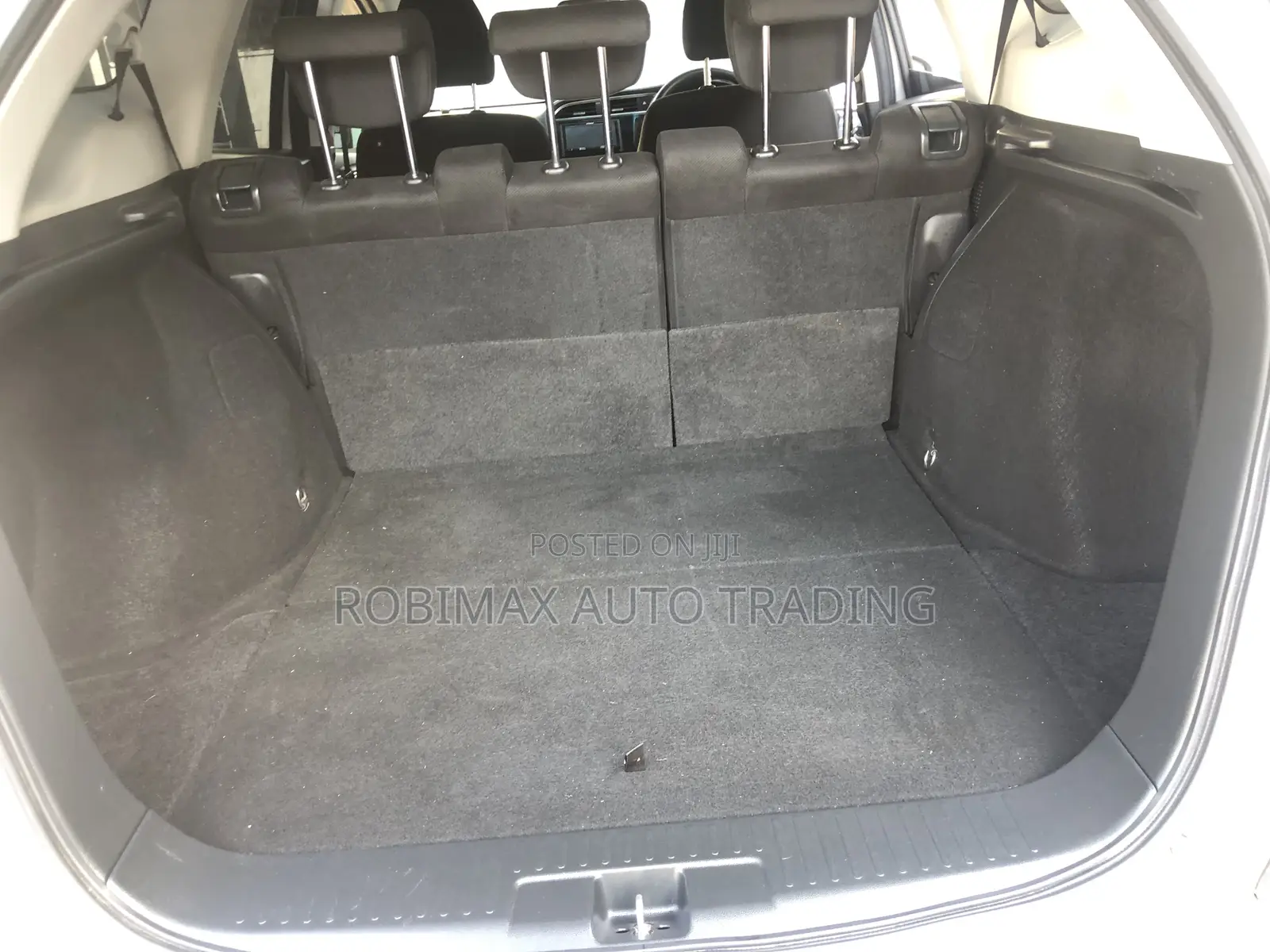 Honda Fit Shuttle 2017 Silver