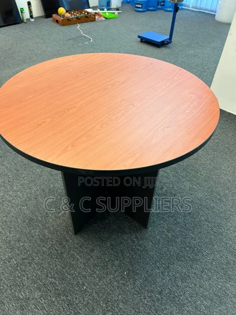 Round 4 Seater Office Meeting Table