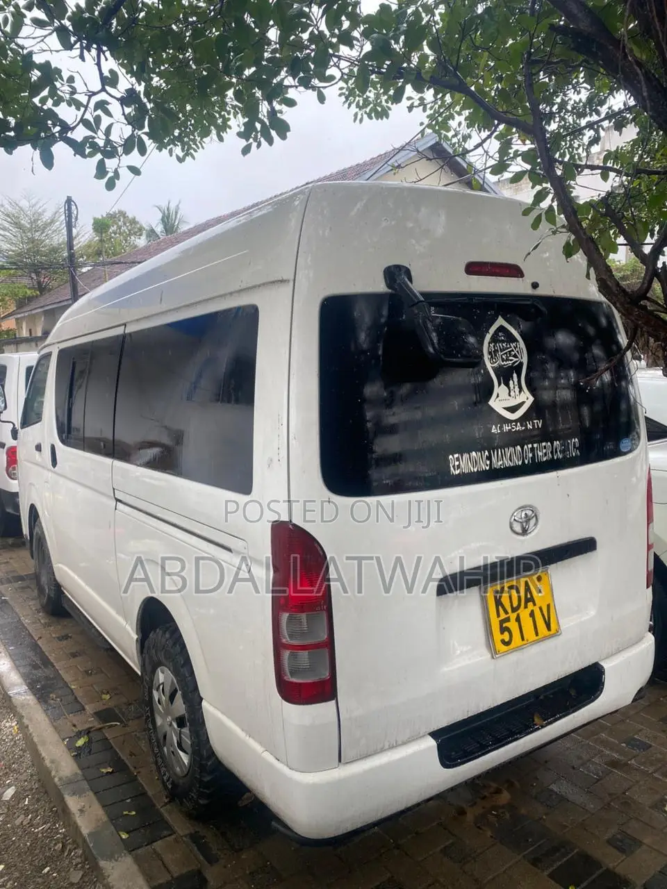 Toyota HiAce 2013 White