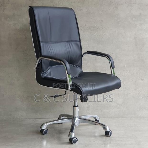 Swivel Office Leather Task Chair. - thumbnail 7