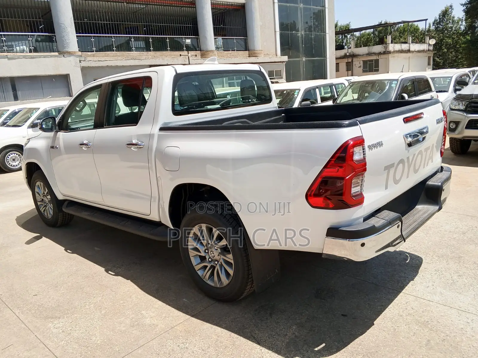 Toyota Hilux 2018 White