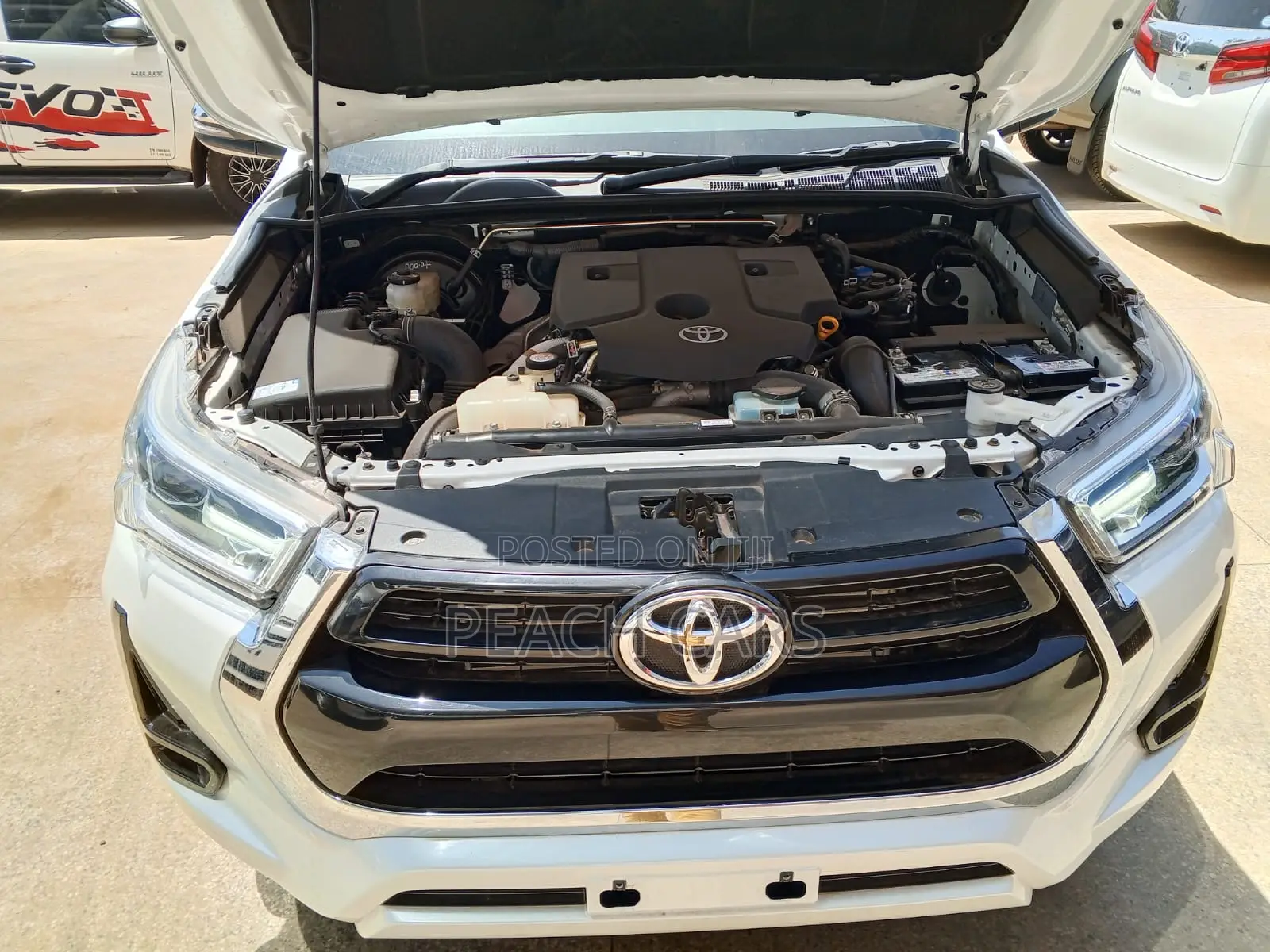 Toyota Hilux 2018 White