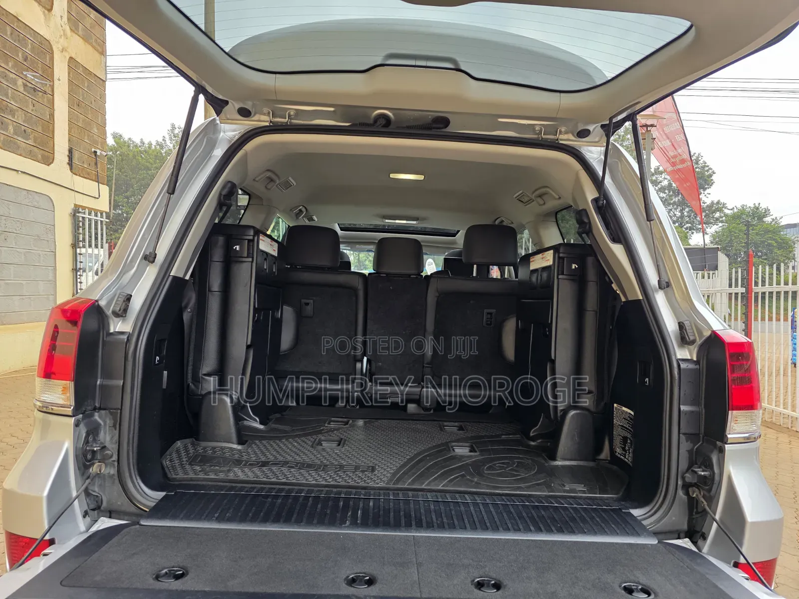 Toyota Land Cruiser 4.5 V8 VXR 2019 Silver