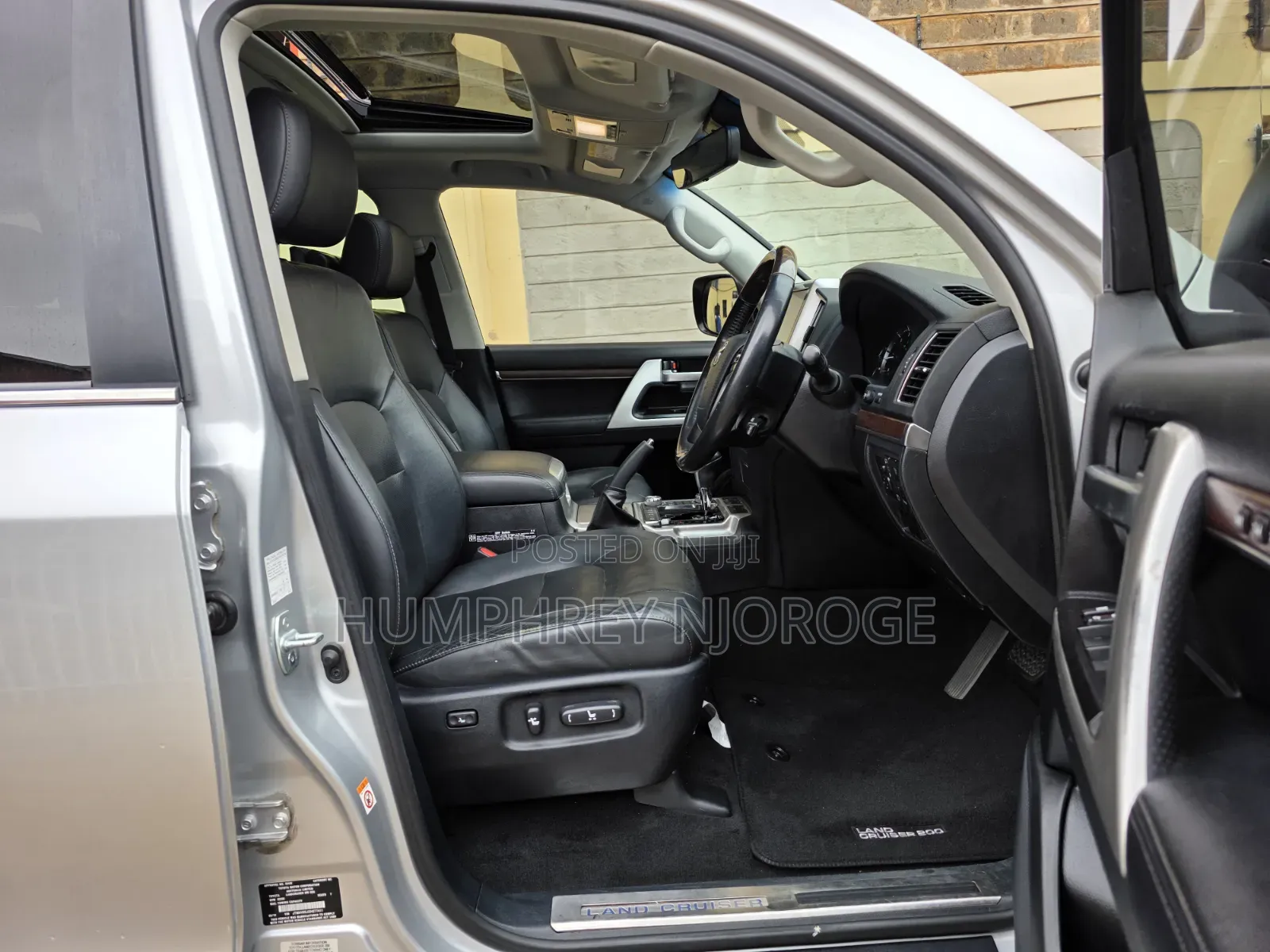 Toyota Land Cruiser 4.5 V8 VXR 2019 Silver