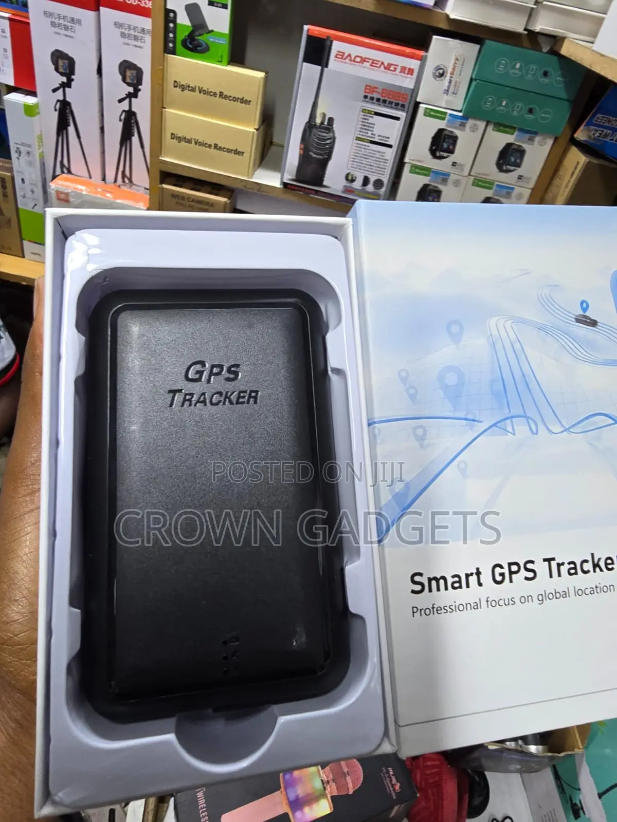 P11 Real Time 4g GPS Tracker With Strong Magnet