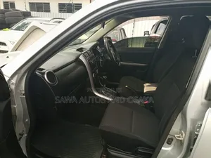 Suzuki Escudo 2006 Silver
