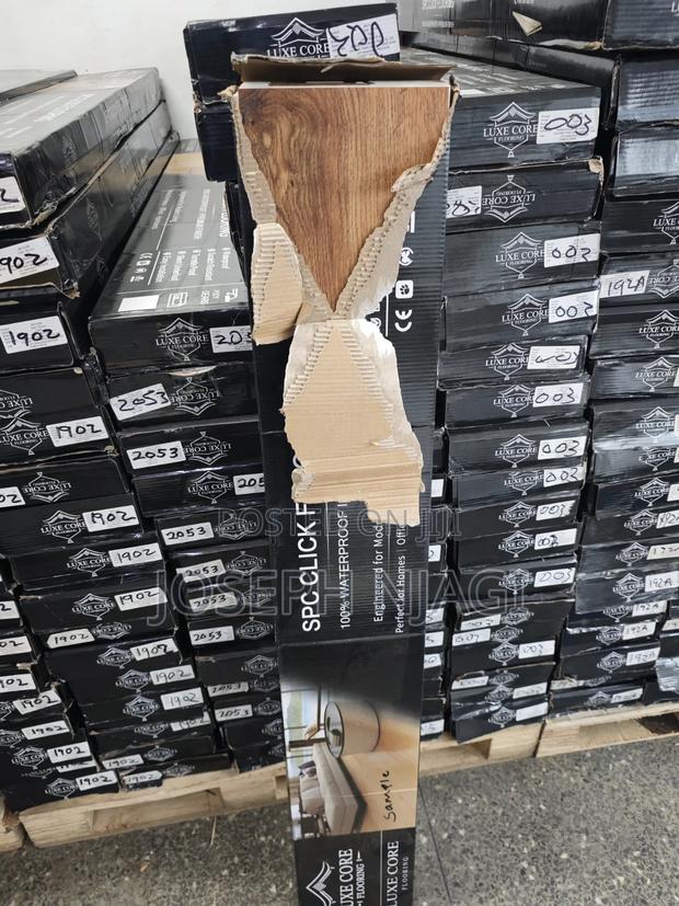 SPC Flooring in Stock - thumbnail 2