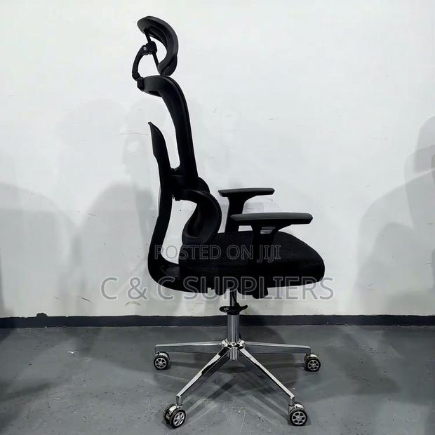 Orthopedic Swivel Mesh Modern Chair. - thumbnail 7