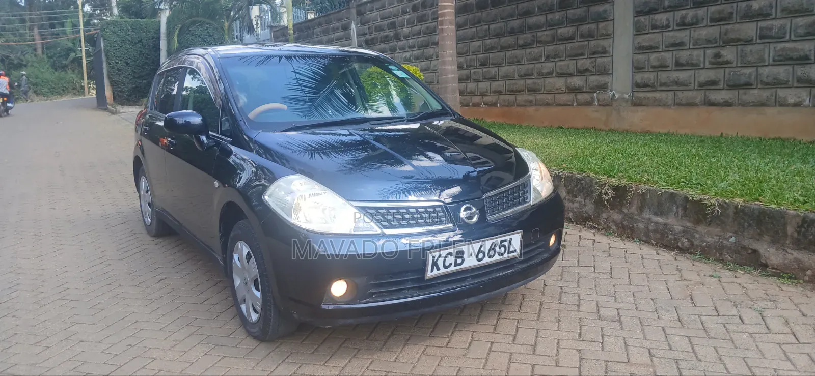 Nissan Tiida 2008 Black