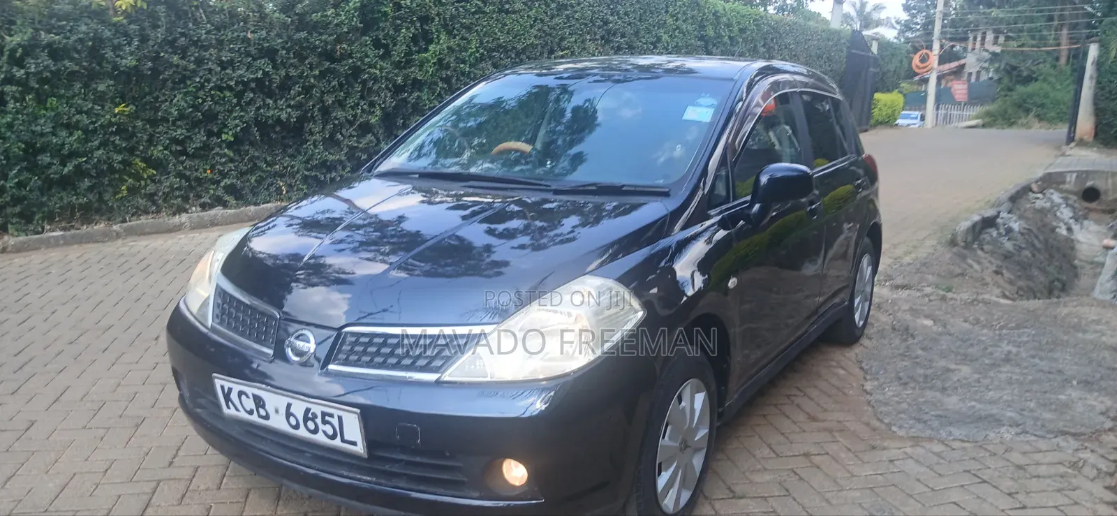 Nissan Tiida 2008 Black