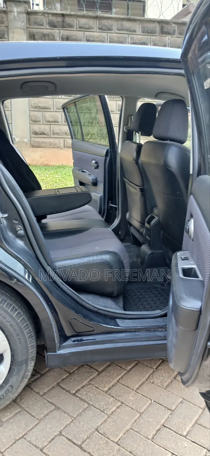 Nissan Tiida 2008 Black