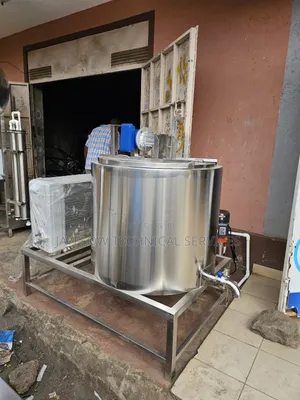 Milk Cooler Tank 300 LTRS