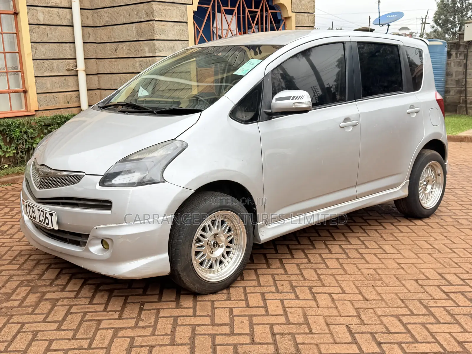 Toyota Ractis 2007 Silver