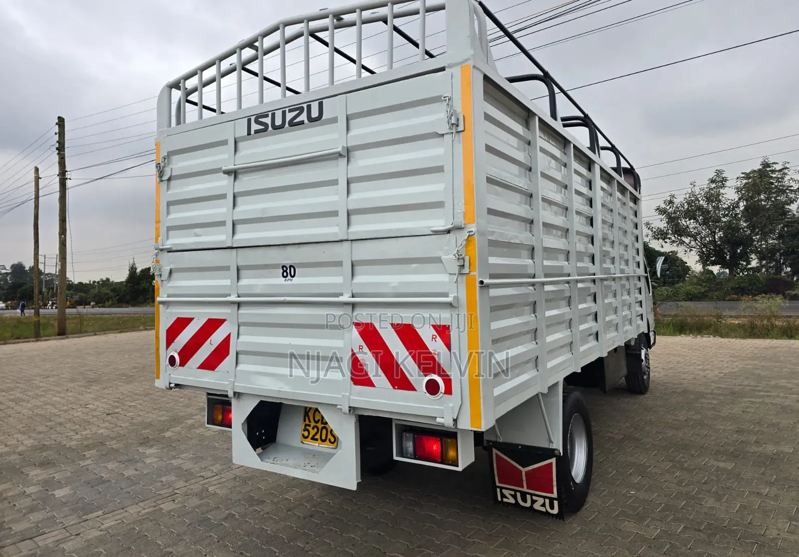 Isuzu NPR Open Body
