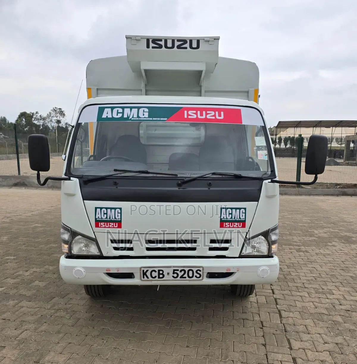 Isuzu NPR Open Body