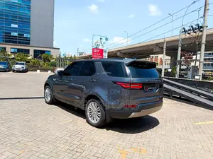 Land Rover Discovery 2017 Gray
