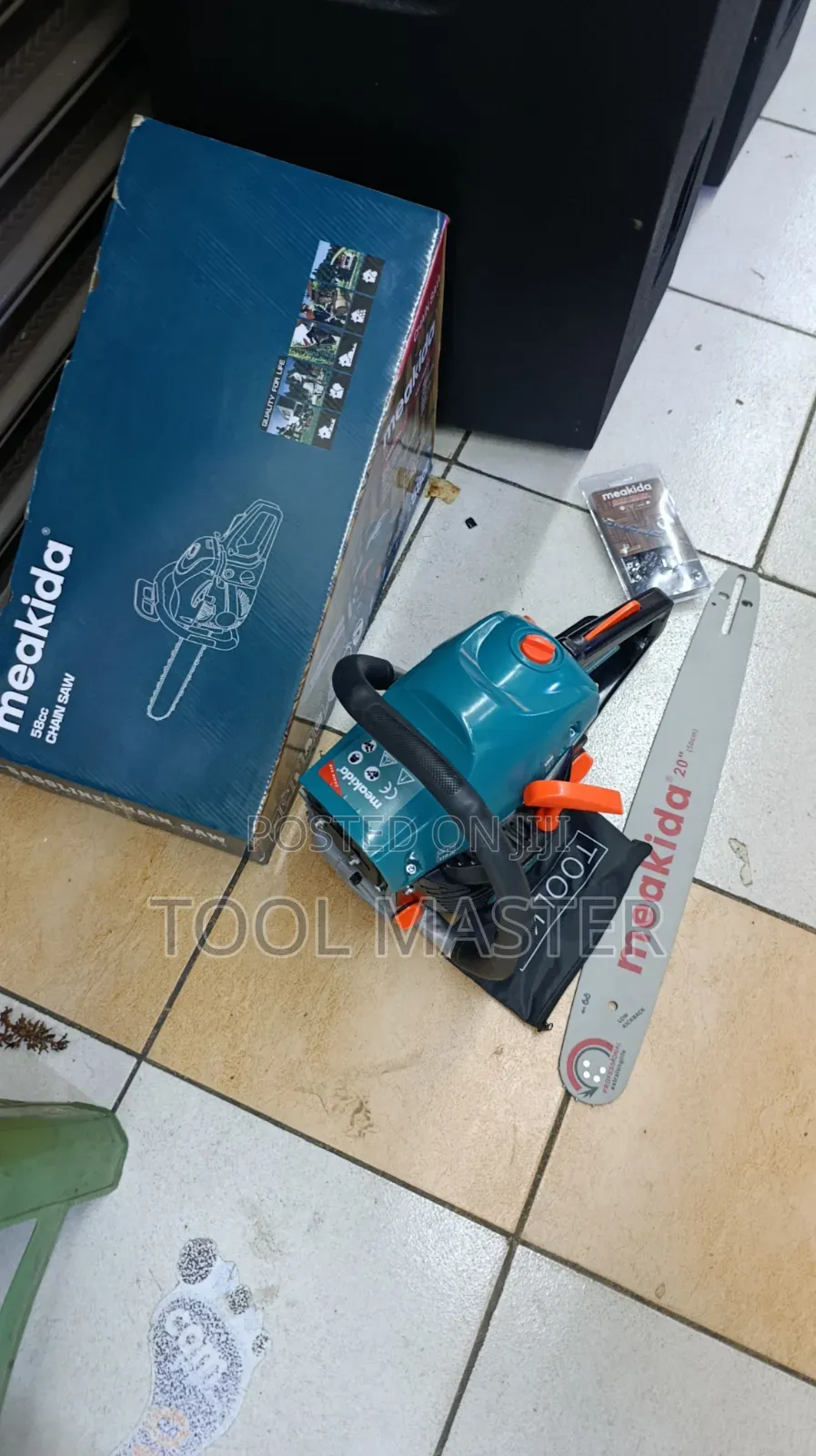Meakida Petrol Engine Chainsaw/Quality Petrol Engine Powersaw