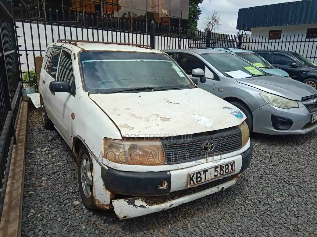 Toyota Probox 2005 White