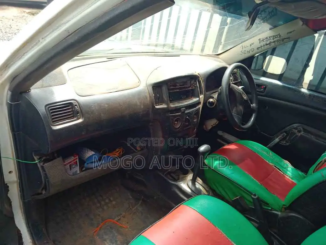 Toyota Probox 2005 White