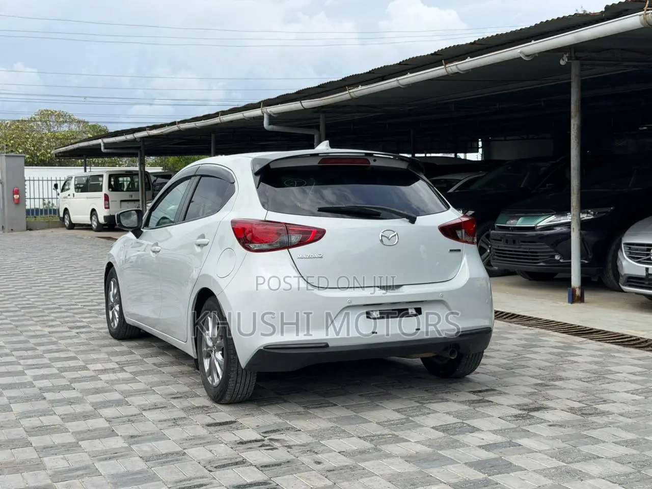 Mazda 2 2019 White
