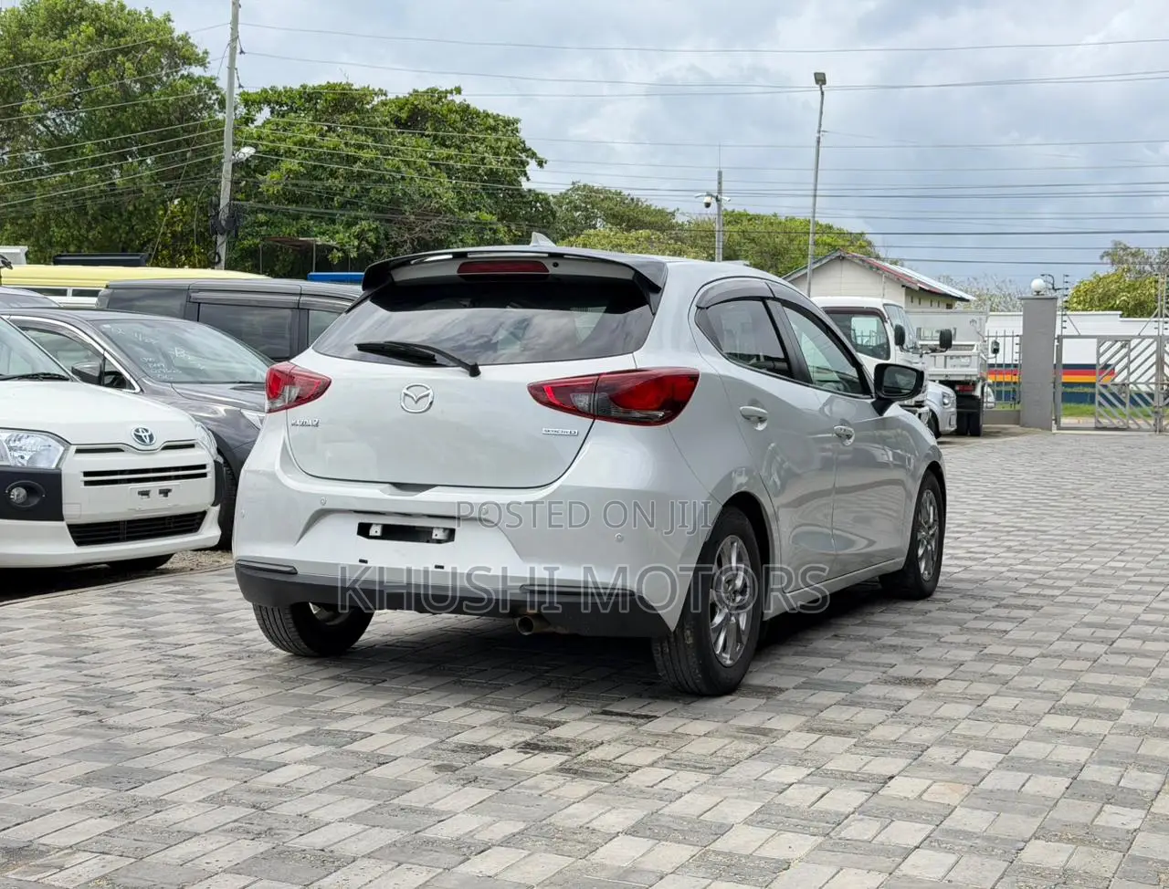 Mazda 2 2019 White