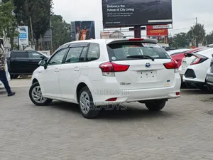 Toyota Corolla Fielder 2019 White