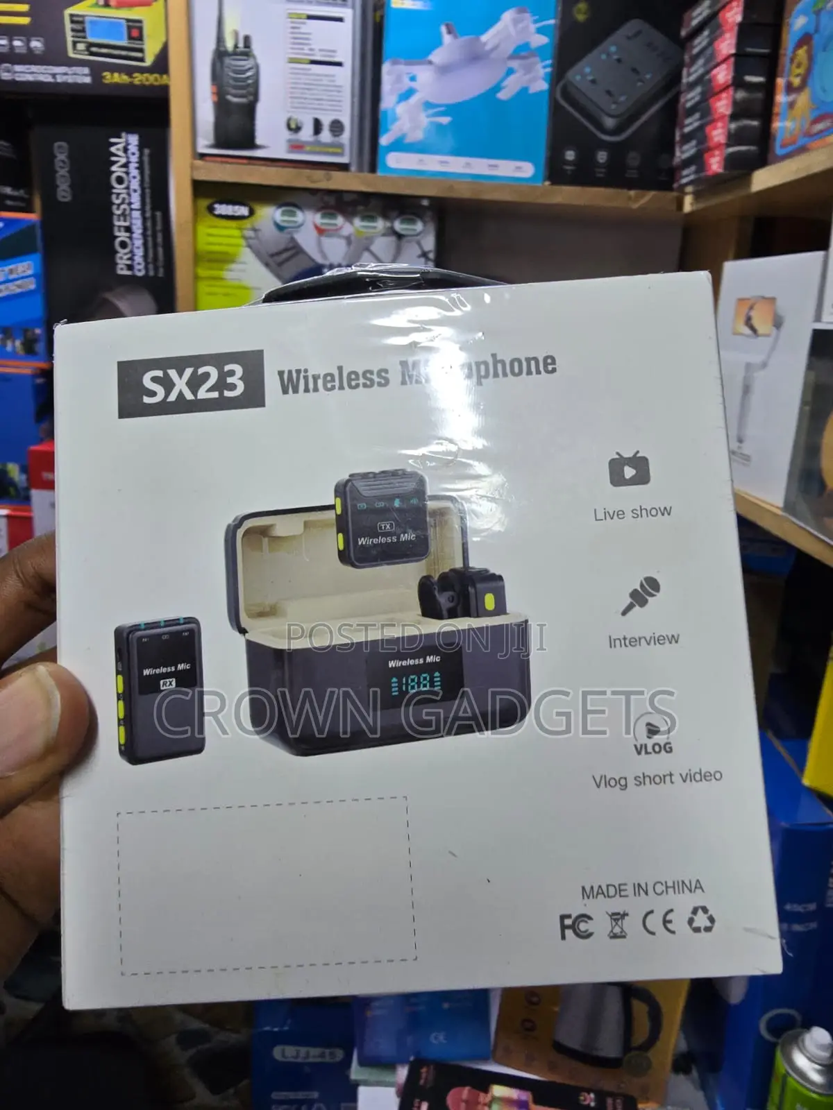 Sx23 Wireless Lavalier Microphone With 9 Hour Battery Life