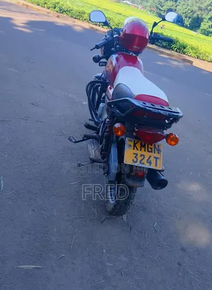 New Bajaj Boxer 150 UG 2015 Red