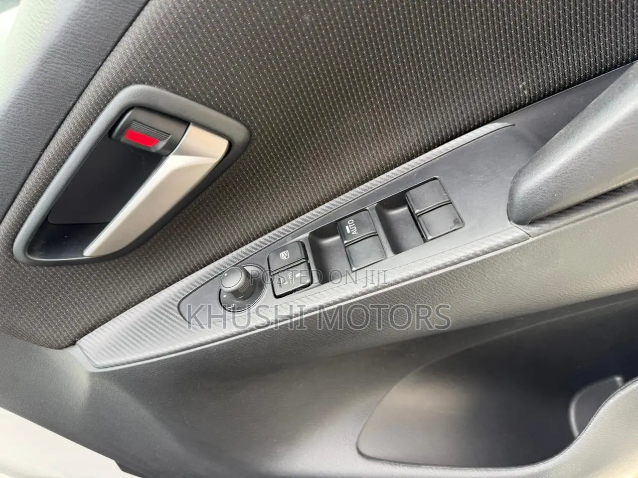 Mazda 2 2019 White