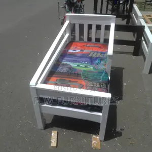White Morris Seat