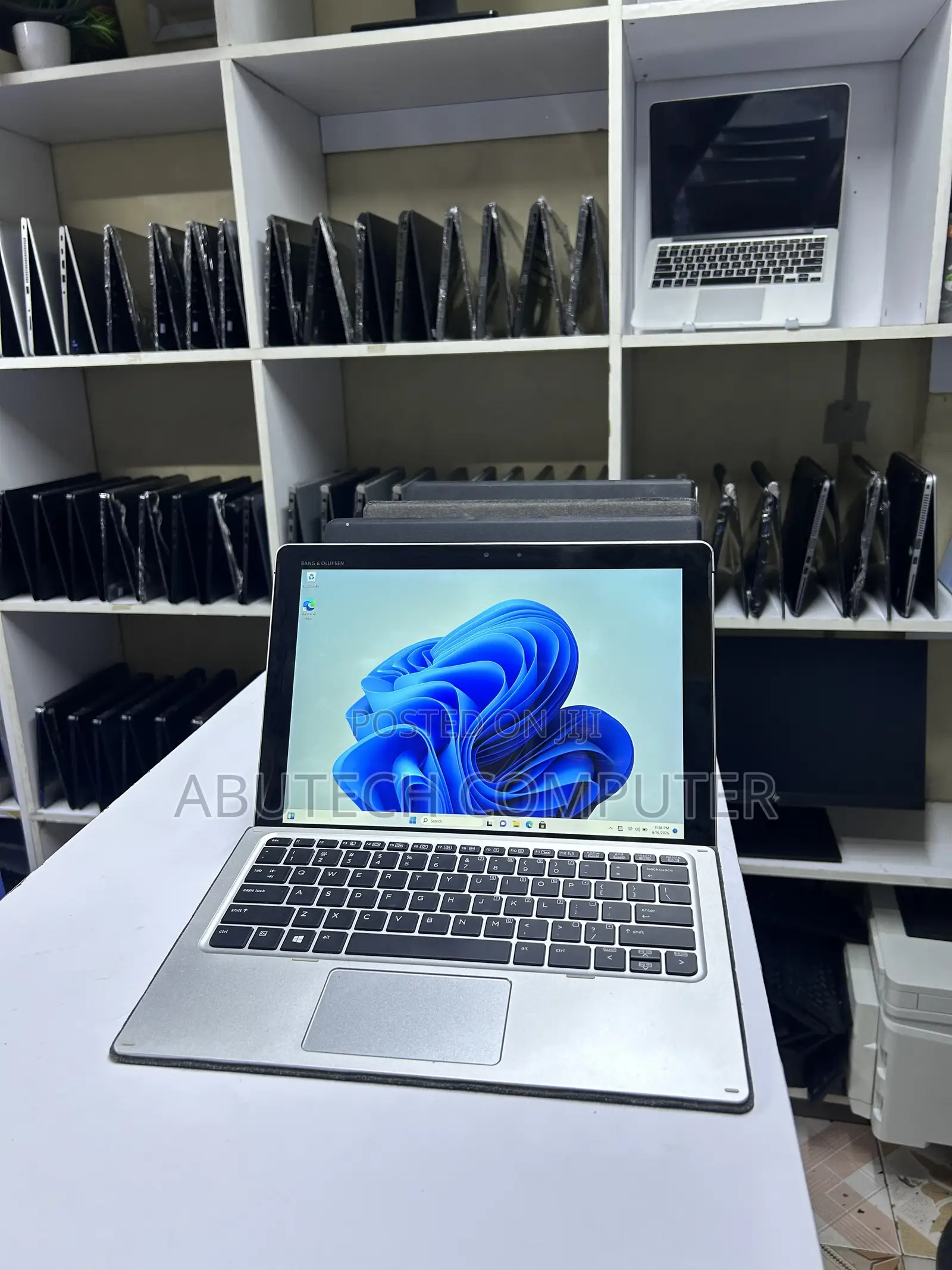Laptop HP Elite X2 1012 8GB Intel Core i7 SSD 256GB