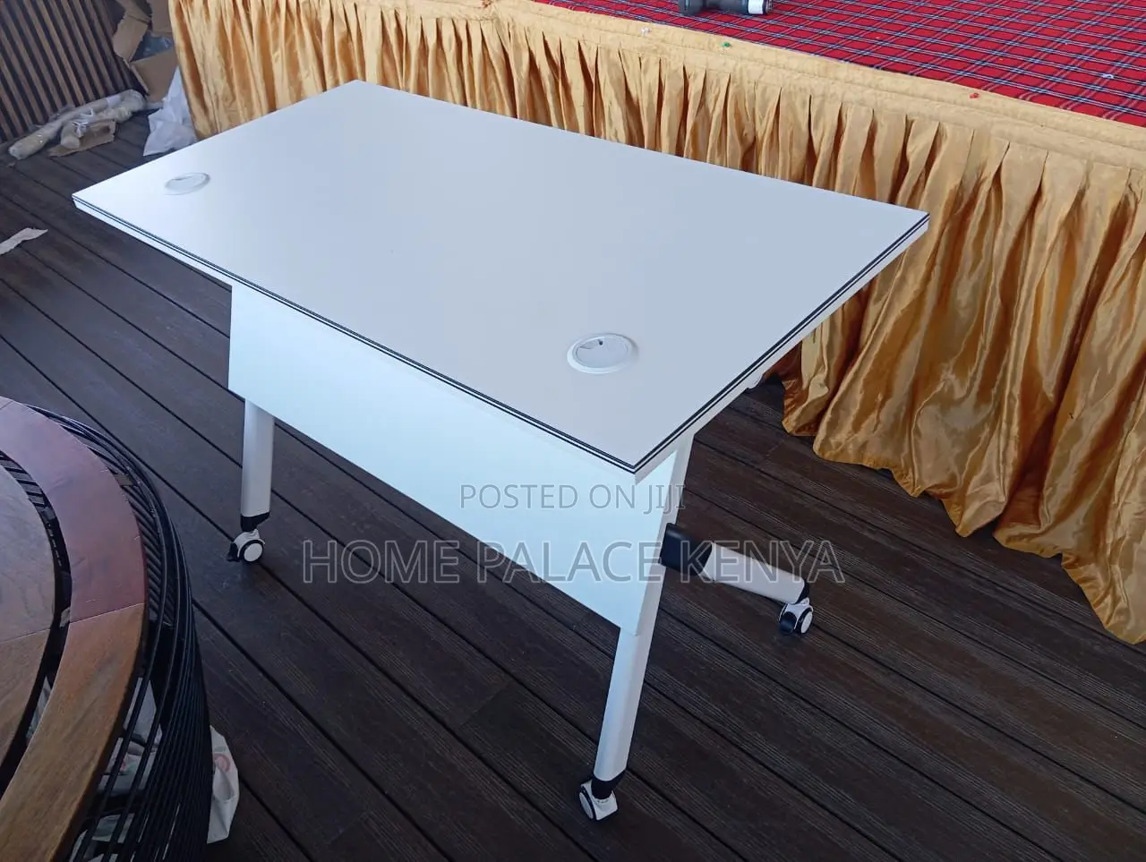 Study Desk: Folding Work Desk With Casters for Mobility