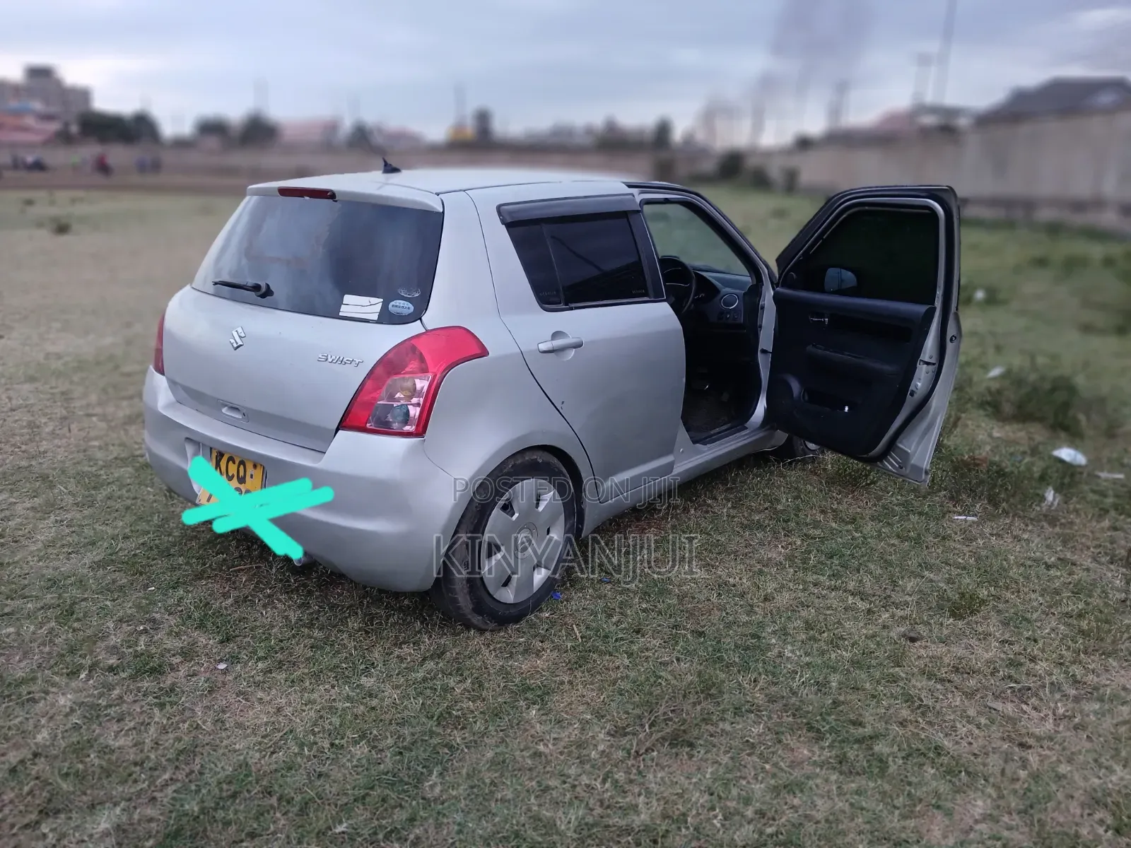 Suzuki Swift 2011 Silver