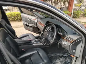 Mercedes-Benz E250 2012 Black