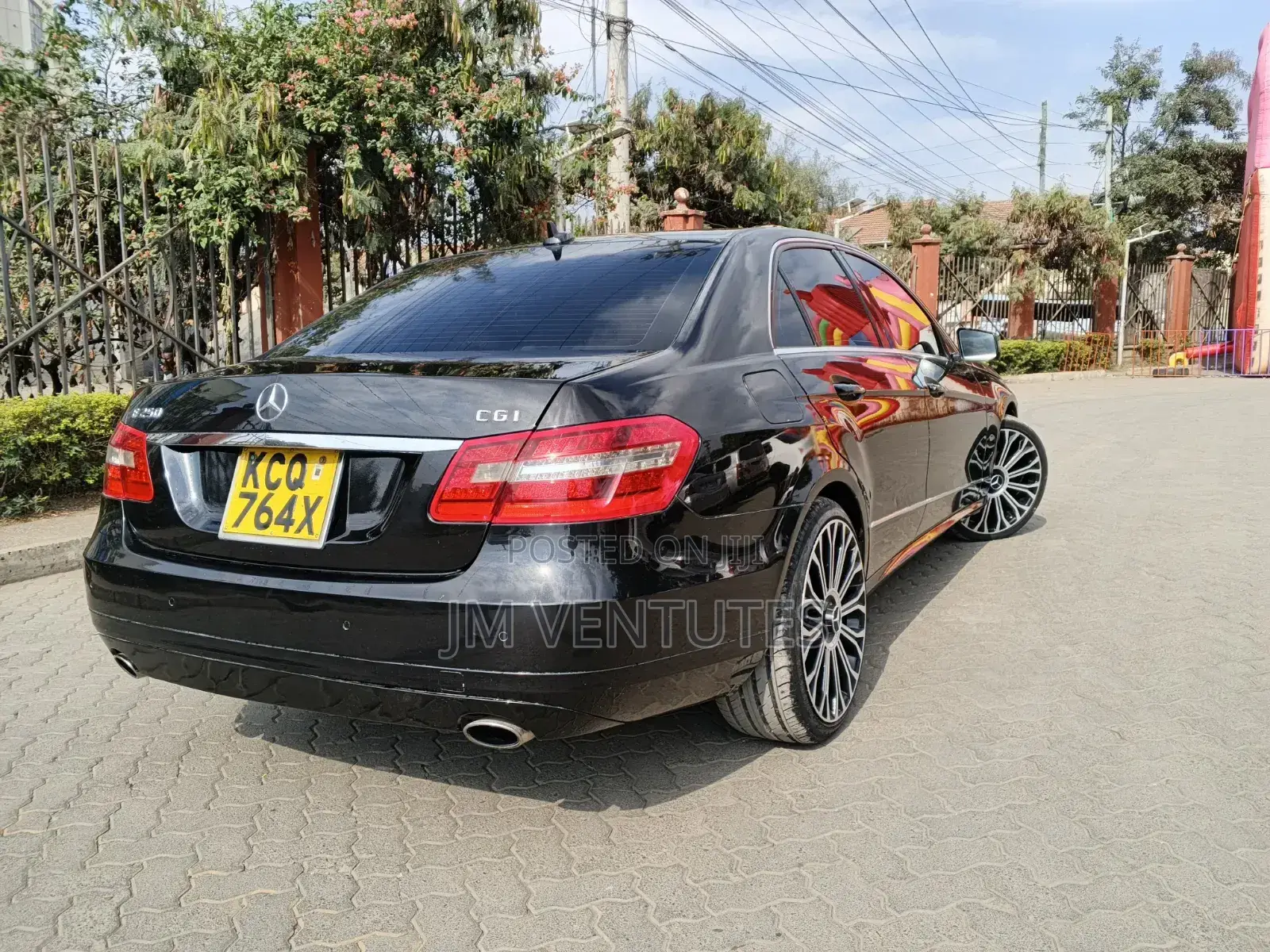 Mercedes-Benz E250 2012 Black