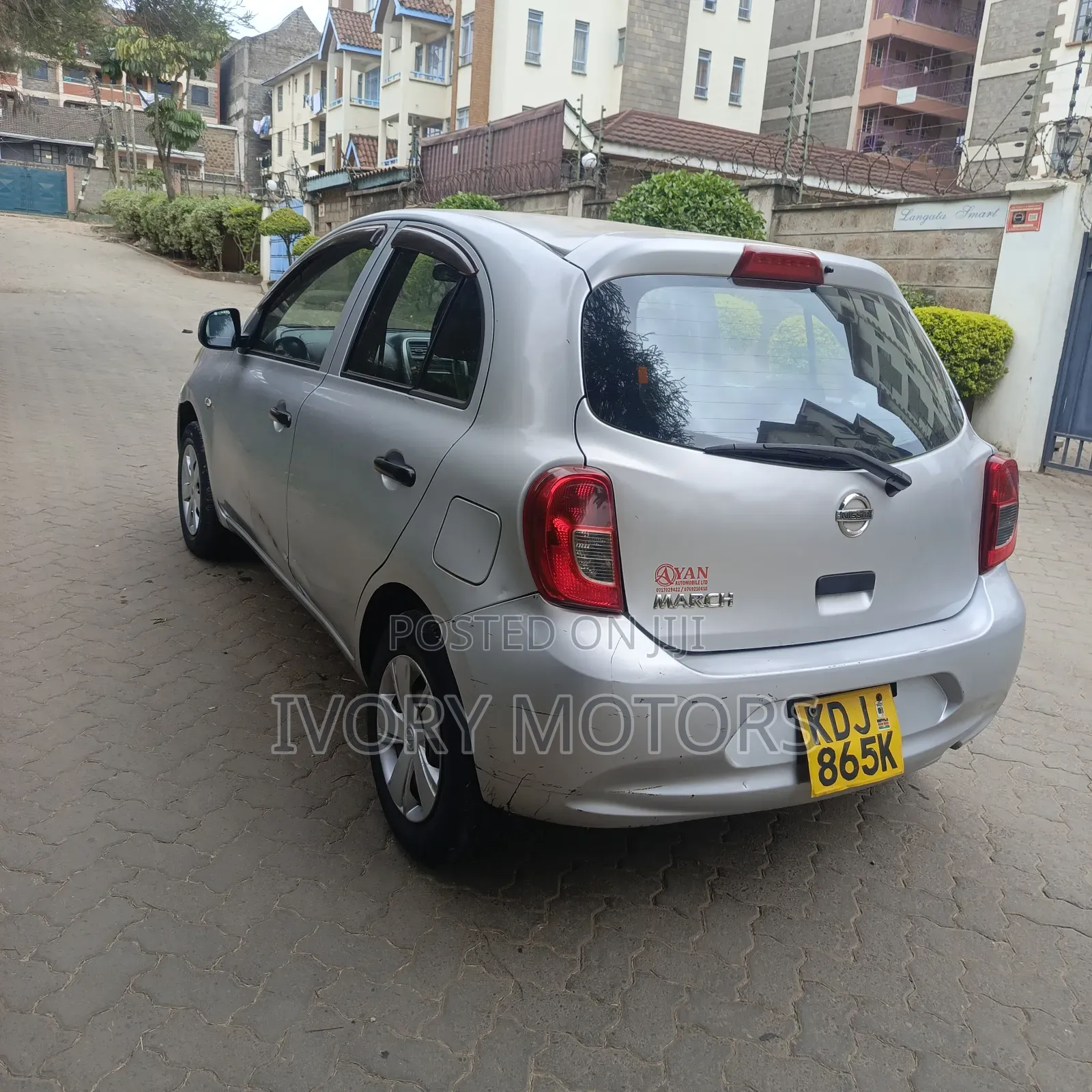 Nissan March 2015 Silver