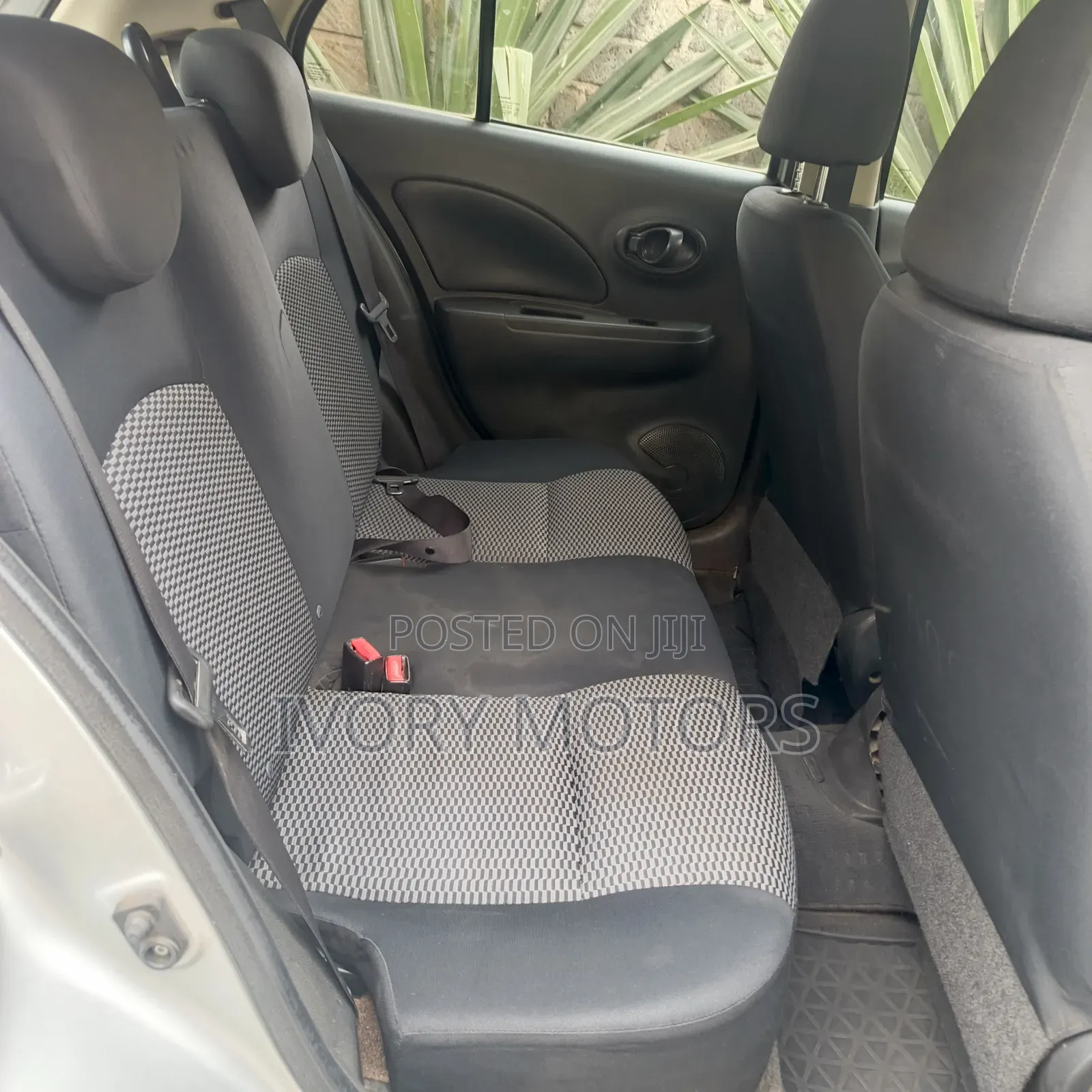Nissan March 2015 Silver