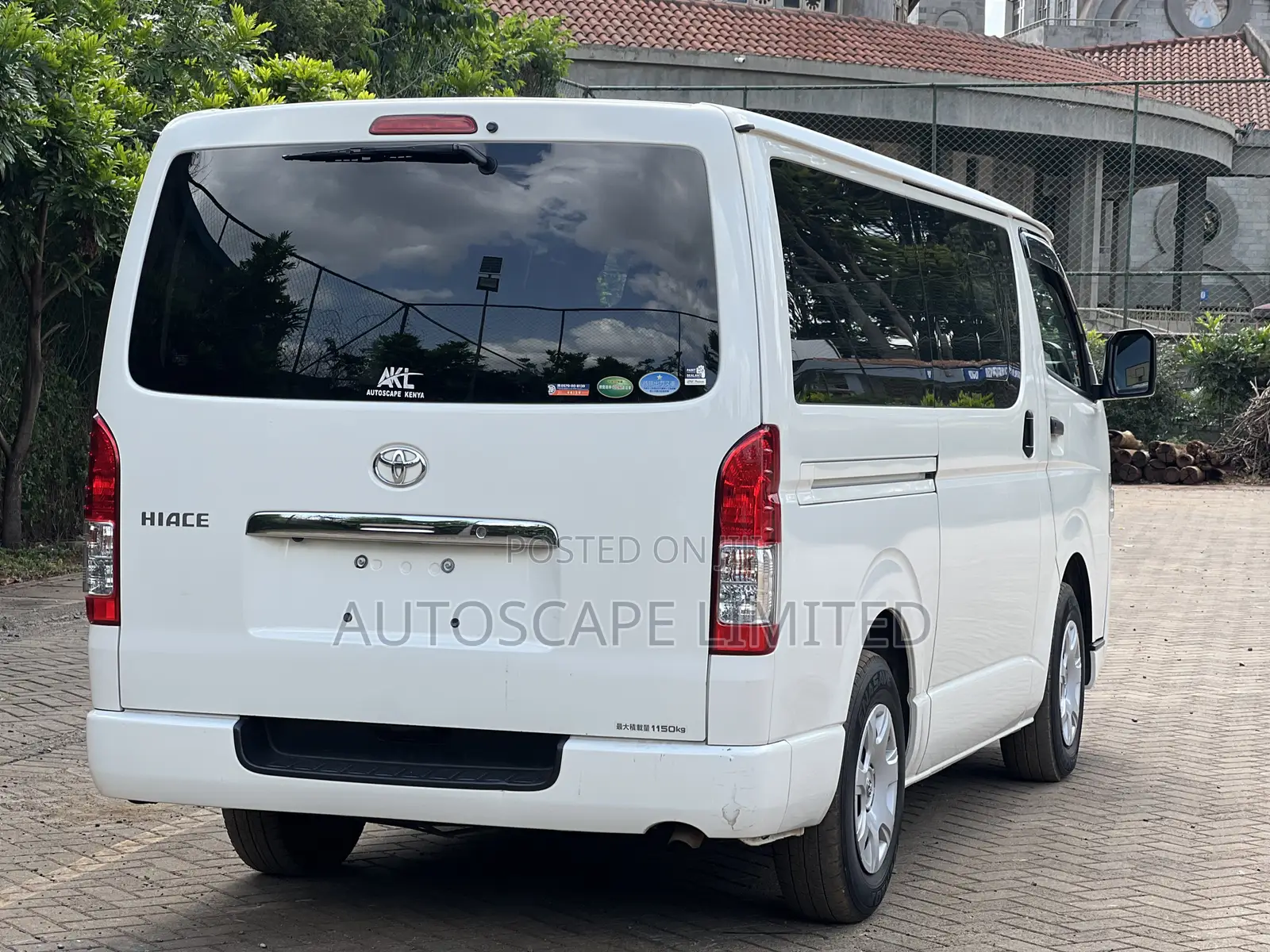 Toyota HiAce 2020 White