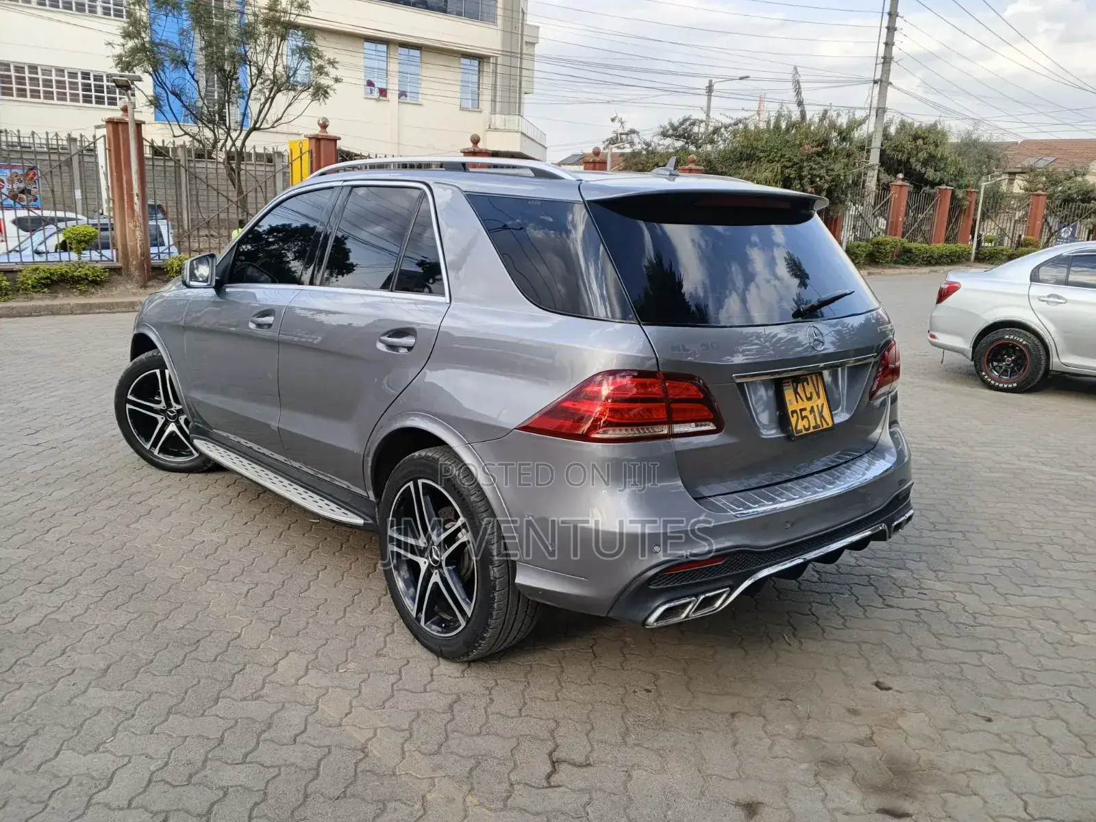 Mercedes-Benz M Class 2013 Silver